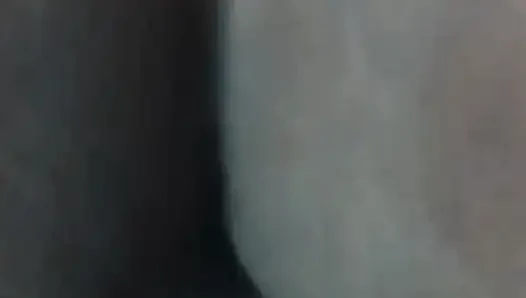 Kayınbiraderi gece yarısı uyanıyor, yüksek sesle inliyor