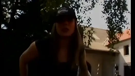 Mastürbasyon yapıyor mu değil mi?