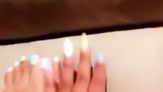 kız arkadaşım ve ayakları