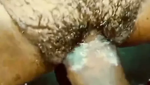 Hintli priyanka büyük yarakla sikişiyor