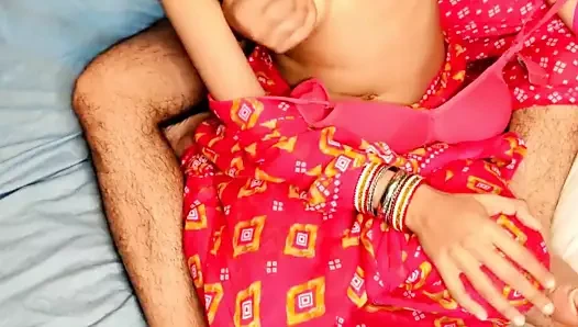 Mallu desi yenge kahrolası içinde saree içinde yatak