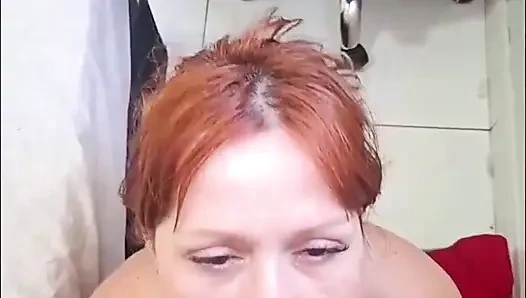 Kocası Gelmeden Önce Evli Kızıl Saçlının Yüzüne Boşalıyor