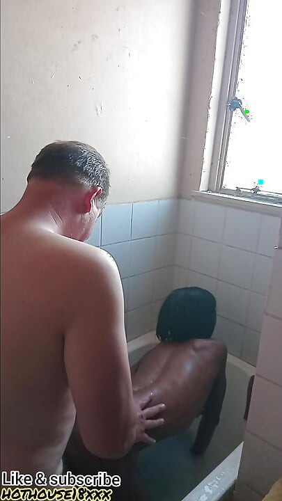 Grandpa daddy get best blowjob & fuck by skinny petite hot black slut in bathtub doggystyle ( bathroom sex )