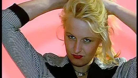 Vintage retro alman amatör - günlük porno dozunuz