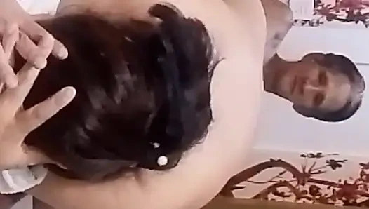 Onun amını yalayıp sikimi emmek istiyorum