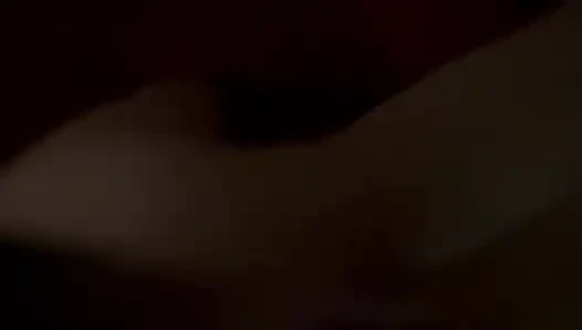 Bebek canlı şovlarıyla yanıyor