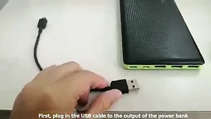 Yüzüne boşalmamaya çalış, pis kokan bir pisliği var