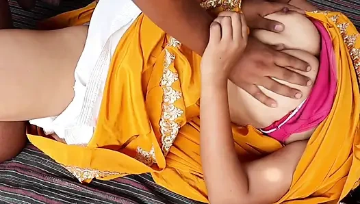 Çok ateşli evli kadın kocasını evde aldatıyor ateşli kız