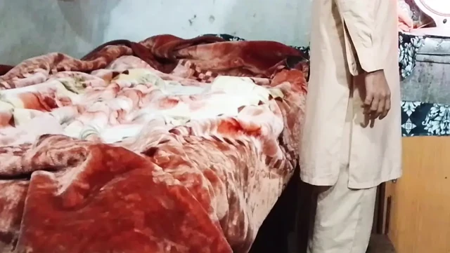 Christy Marks ve Terry Nova: Pakistanlı sikişiyor