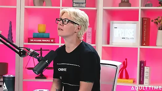 Kimmy Kimm utancı fethediyor ve kullanılmış külot satıyor | Adult Time Podcast