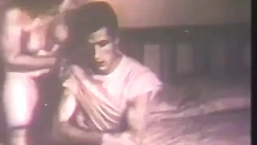 Çarpıcı bir kız için tatlı bir sürpriz (1940'lar vintage)