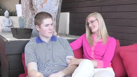 Üvey Annemden Aşk Dersleri