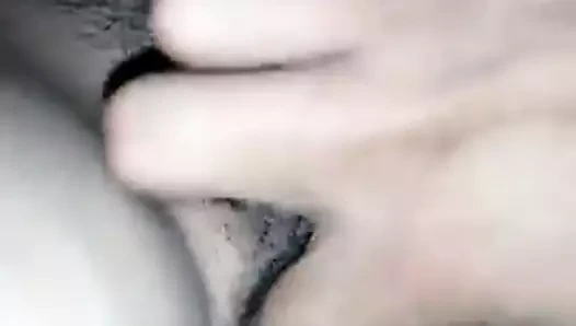 Hint yeni evli karısının kedi