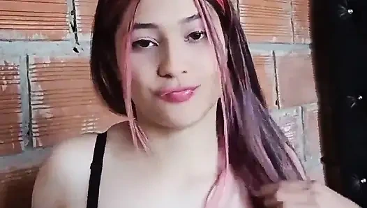 Genç Kolombiyalı kız