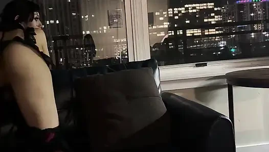 Gotik kız kasabada büyük zenci karşı