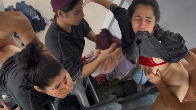 Üvey erkek kardeşimin karısına sürpriz yapıyorum ve üstüne boşalana kadar yarağımı içeride bırakıyorum!