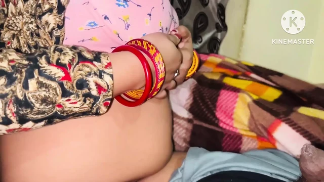 Biwi Ke Dost Ko Raat Mein Ghar Bula Kar Choda