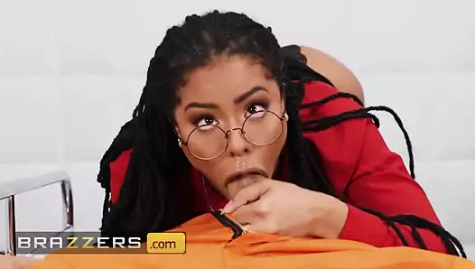 Güzel muhteşem bebek kira noir seviyor olmak bir doktor