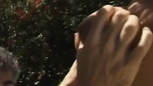 Kocası seksi karısını paylaşıyor