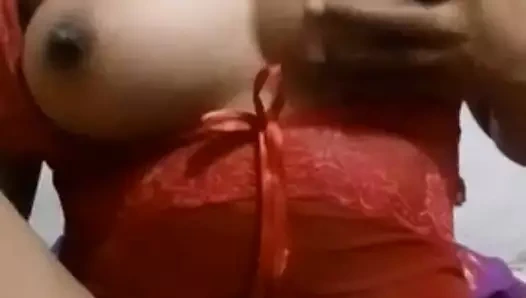 "Komşunun karısı azgın - ateşli vc seansı, yüzü sansürlü!"