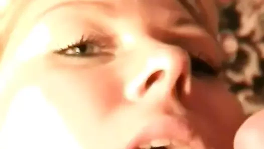 Yüz sikiciler - yakın çekim