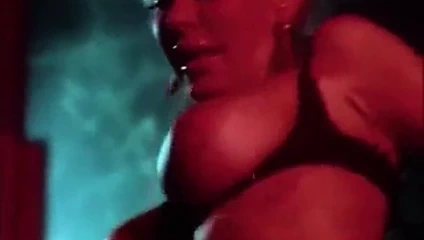 Büyük baştankara oryantal dans - vintage 60'ların inanılmaz sarışın kızdırdığı