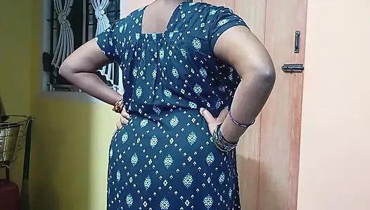 Hintli büyük memeli teyze yürüyüşü