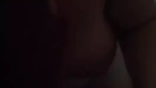 Broş tuga