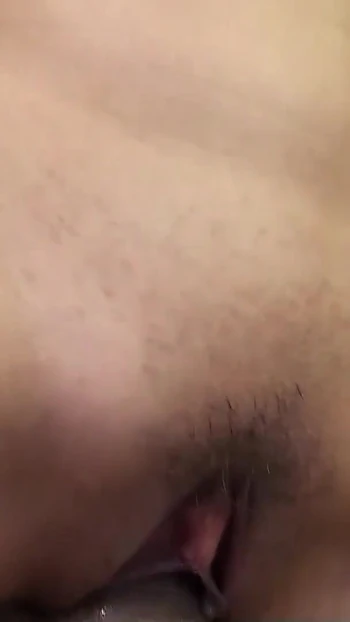 Незабываемый момент из "Японская фигуристая тинка с большими натуральными сиськами соблазняет на трах с кримпаем старых молодых в японском порно без цензуры"