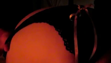 Siyah külot götünü azdırıyor