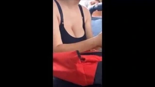 Otobüste büyük memeler chichona tetona en el otobüste