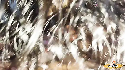 Hintli desi kız büyük yarağa sert biniyor yarak emiyor 2026