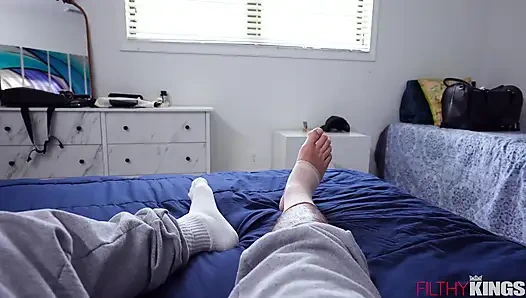 Büyük memeli güzellik ekrana zarafet atıyor - Vivian Taylor