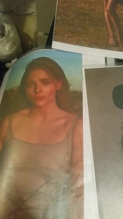 Chloe Moretz boşalıyor