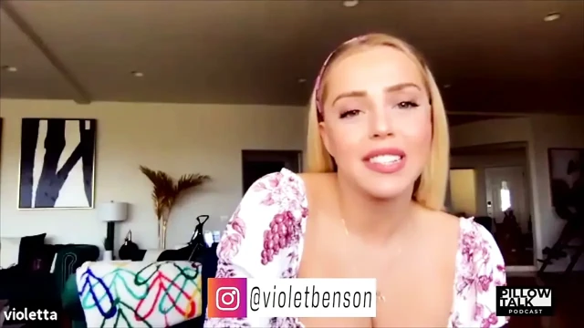 Violet Benson ortak ev sahibi Francesca Farago ile gerçek bir seks yapıyor