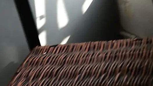 Genç lezbiyenler birbirini yemektedir