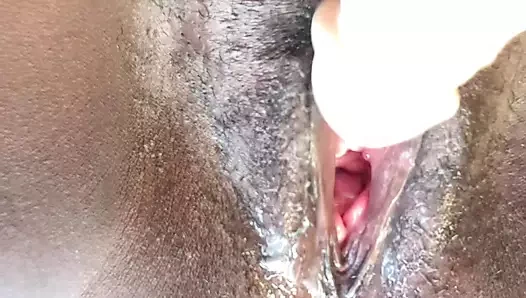 Juicyfatpussy1 harika klitorisiyle erkek arkadaşı için mastürbasyon yapıyor