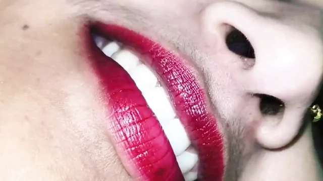 Sert yakın çekim sikiş seks videosu, Hintli desi yenge erkek arkadaşı tarafından sikiliyor, Hintçe seks videosu