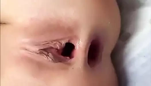 Götünü siktirdikten sonra büyük yaraklı delikanlımız pirsingli diline boşalıyor. desire moore - sapık orta yaşlı seksi kadınlar