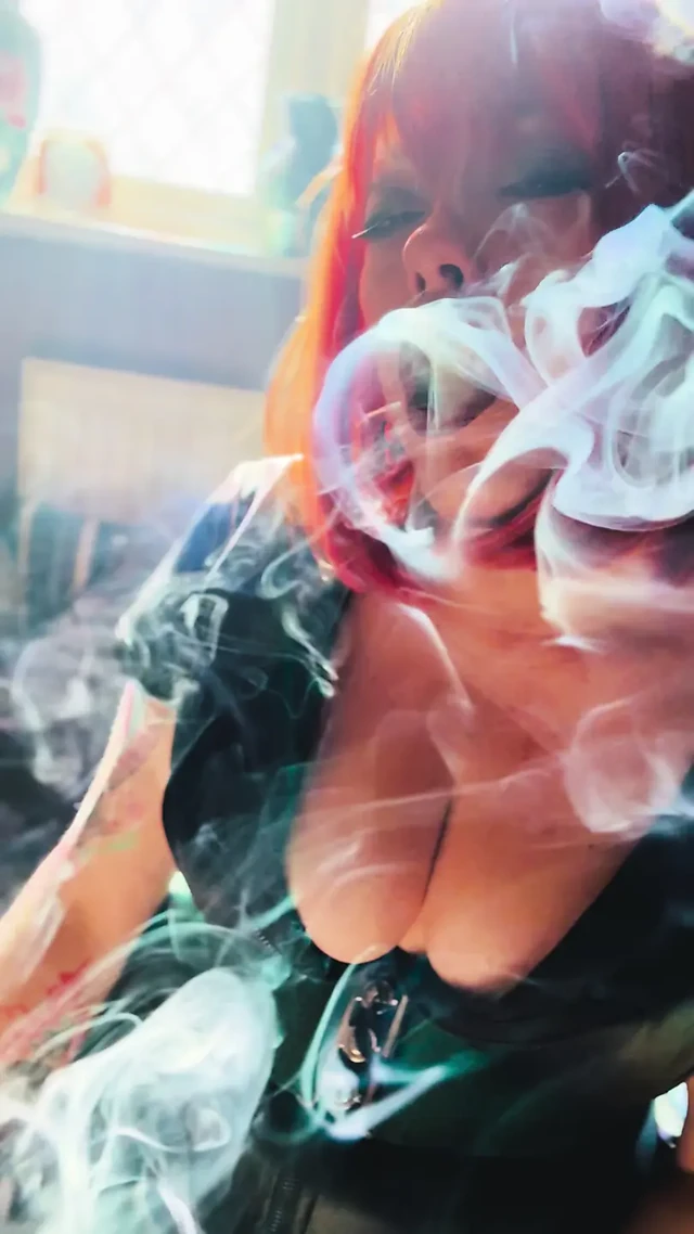 A Smoke Show From Tina Snua - Cigar Smoking Smoker Smoke Drifting OME