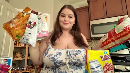 Babysitter Feeds You