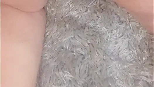 Dildoyla anal mastürbasyonmun tadını çıkarın! Harika hissettim!
