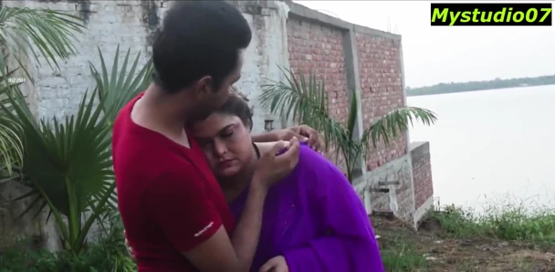 Bilinmeyen Kızla Ilk Kez Romantik Ateşli Seks! En Iyi Hintli Seks