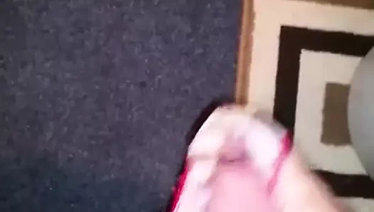 allison ve bailey'nin tangalarına boşalmak