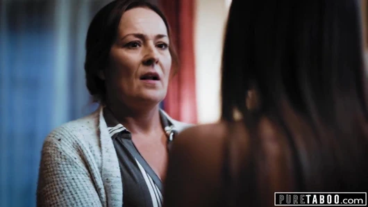 Saf tabu, kyler quinn üvey anne ve üvey babasıyla yakalandı