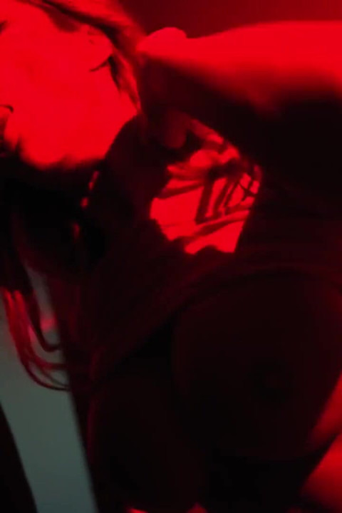 Crystal Rush ve Teddy Tarantino - ghostface ile ateşli randevuda büyük memeli barbie