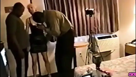 Aldatılan orta yaşlı seksi kadın - gavat orta yaşlı seksi kadın hepimiz gavat oyunu hakkındayız. Arkadaşlarım ve ben sert eş değiştirenleriz ve tanışmak isterim