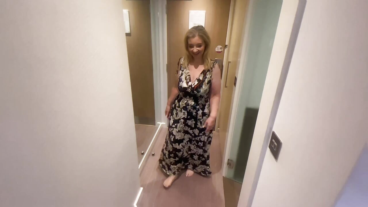 British Curvy Milf Anne Marie wife meets Hot BBC for oil Massage in private room in the morning