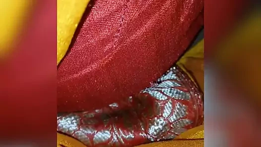 Hint lezbiyen yenge safe gösterileri nasıl o masturbates ona kedi