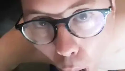 Antoine sikici adamı emiyor